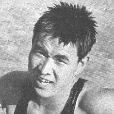 新井茂雄 最前線へ向かい戦死した水泳選手 有名人の死